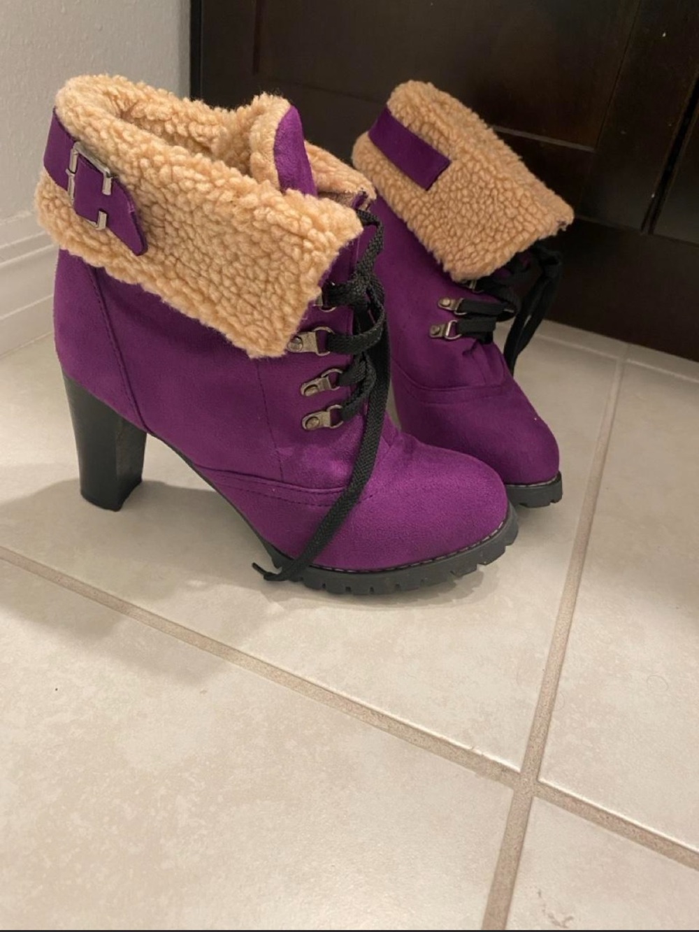 Women's Purple Faux-Shearling Lace-Up Ankle Boots